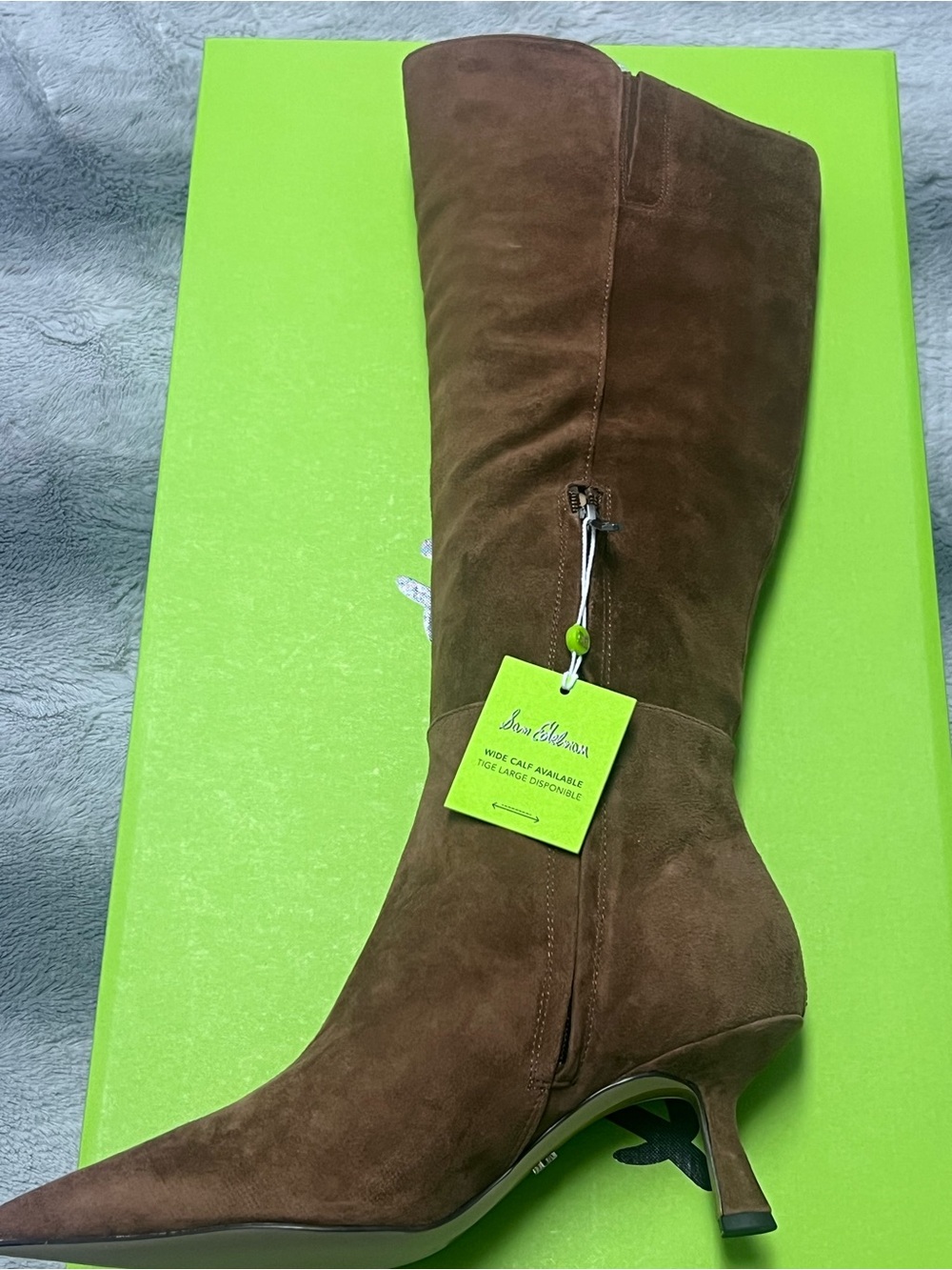 Sam Edelman
Taylin Knee
High Boot (Women)
Color: Dark Terra Toffee NWB - Picture 2 of 16
